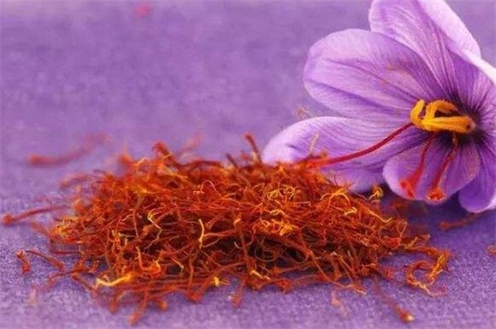 藏红花一亩成本多少钱,1~4万左右