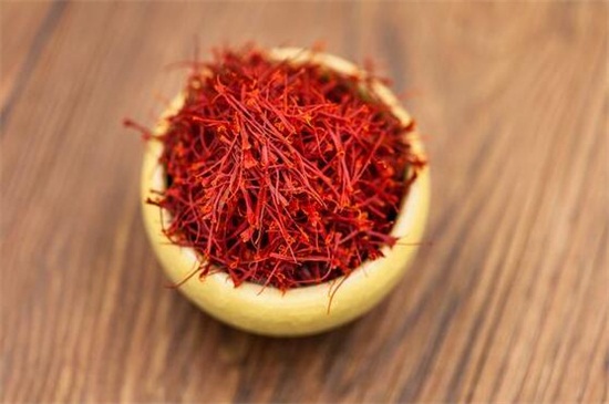 藏红花一亩成本多少钱,1~4万左右