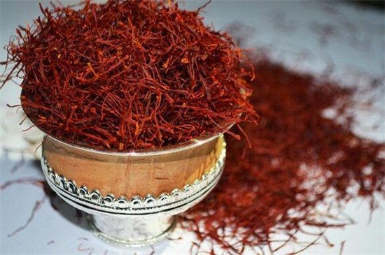 藏红花一亩成本多少钱,1~4万左右