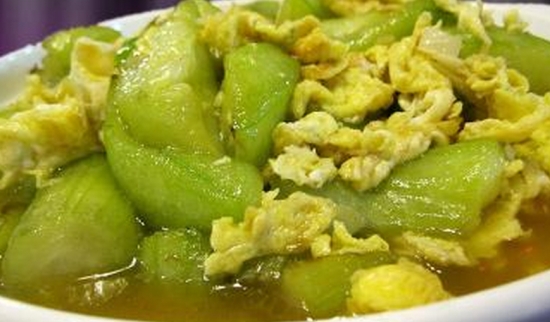 丝瓜炒鸡蛋 丝瓜炒鸡蛋