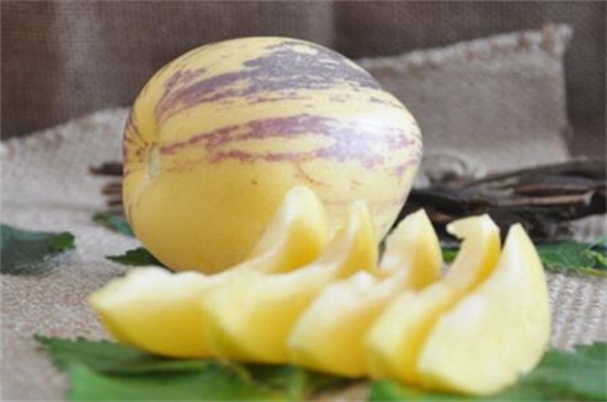 人参果的吃法及禁忌，切丁榨汁饮用但不宜多食