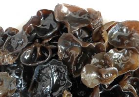 木耳的功效与作用：出血性中风患者慎吃