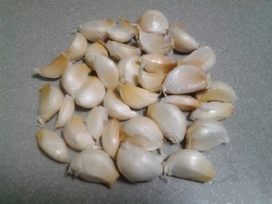准备蒜瓣