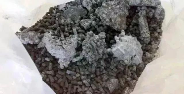 有机菌肥和化学肥料，哪种能让白菜长出更好的毛？